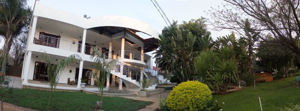 Motsamai Guest Lodge Bulawayo Ngoại thất bức ảnh